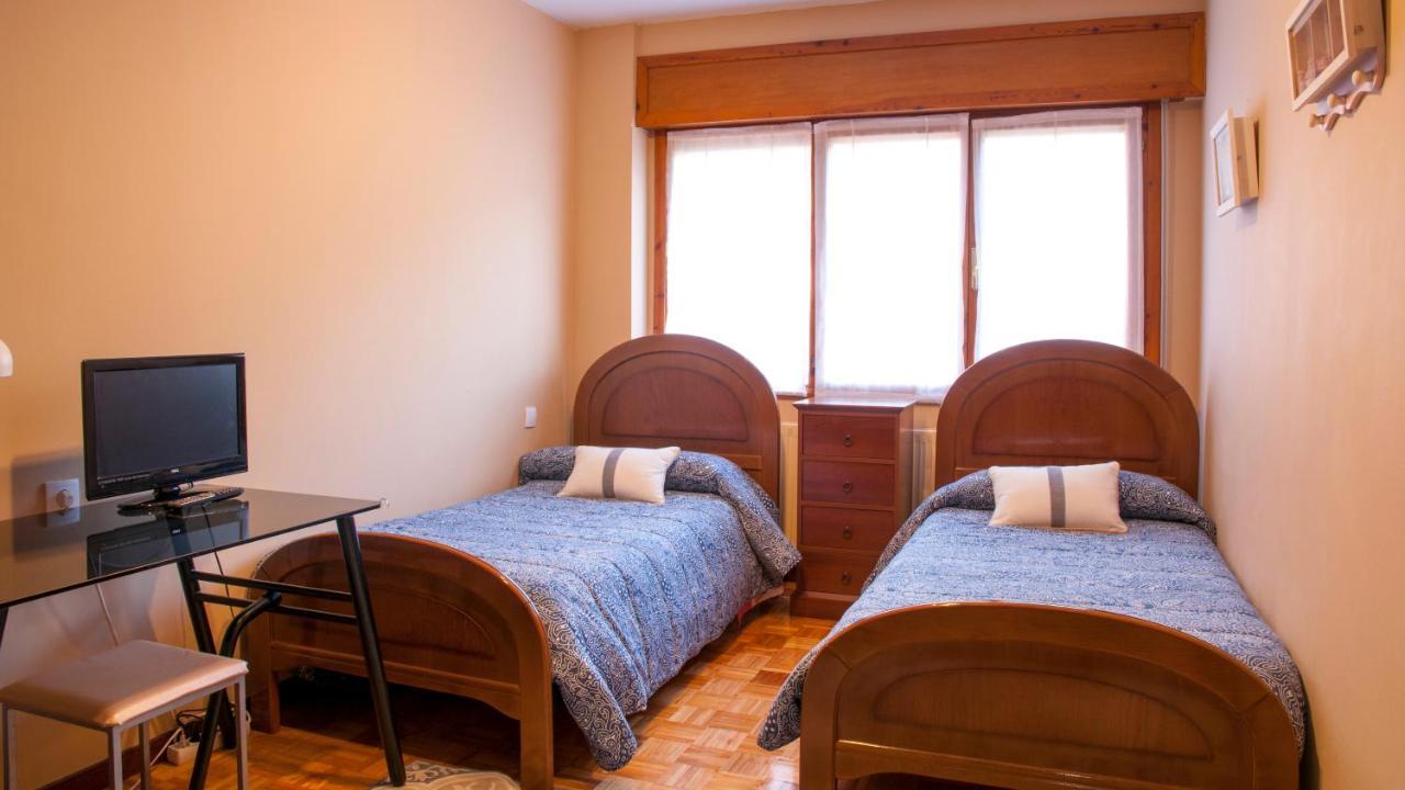 Appartamento Apartamento Araceli Oviedo Esterno foto